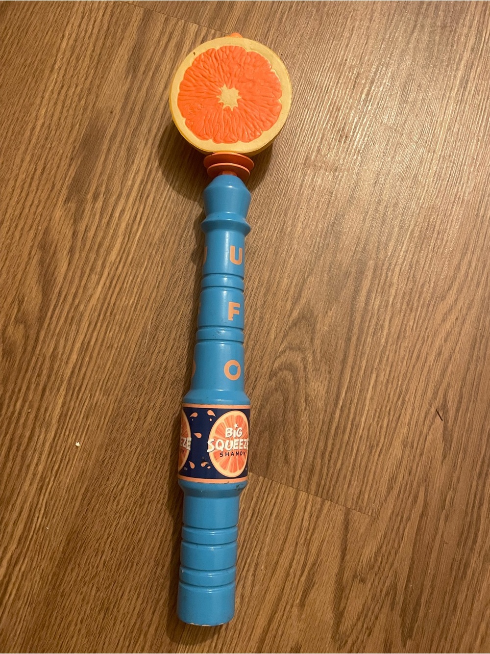 Squeeze Blue & Orange Citrus Splash Wand Toy